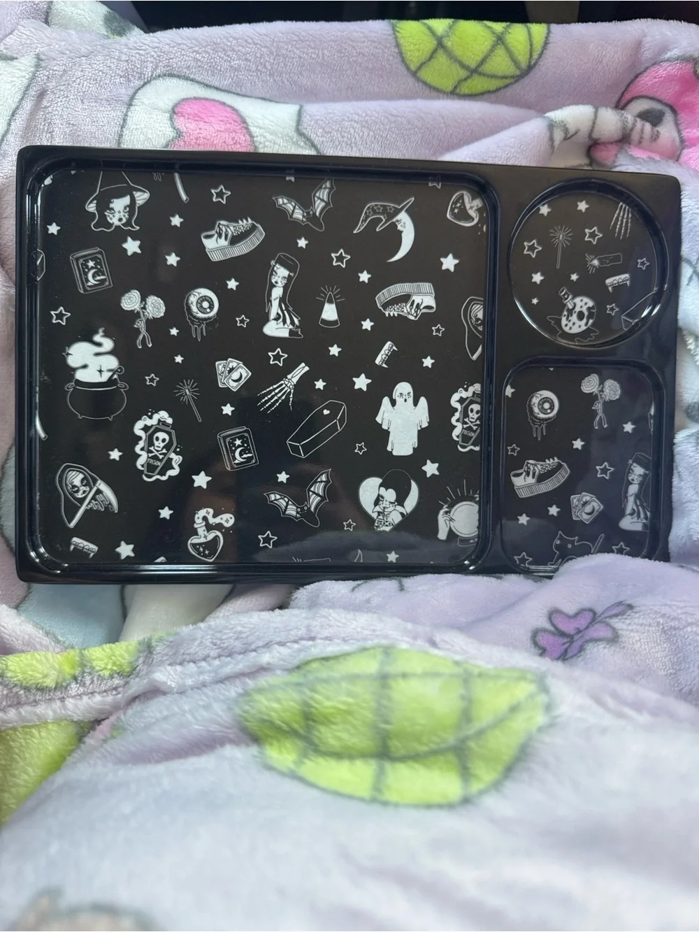 Valfre spooky Black Halloween Icon Rolling Tray Set